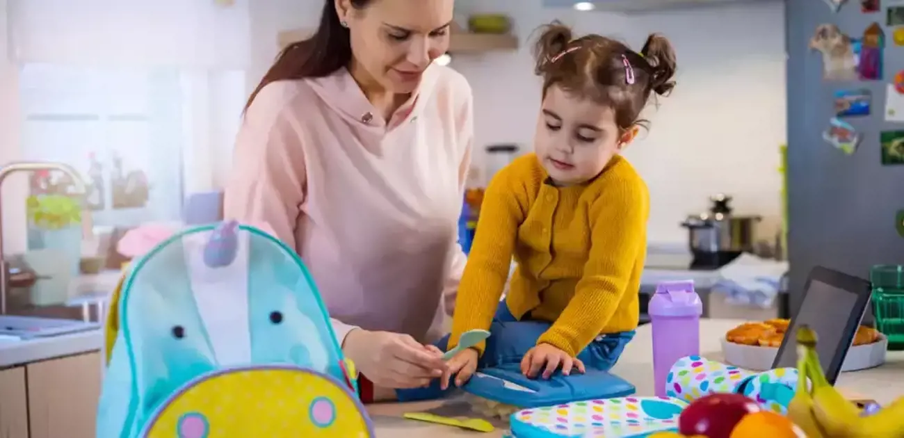 Blog Image for article Packing a healthy lunch box for your little one