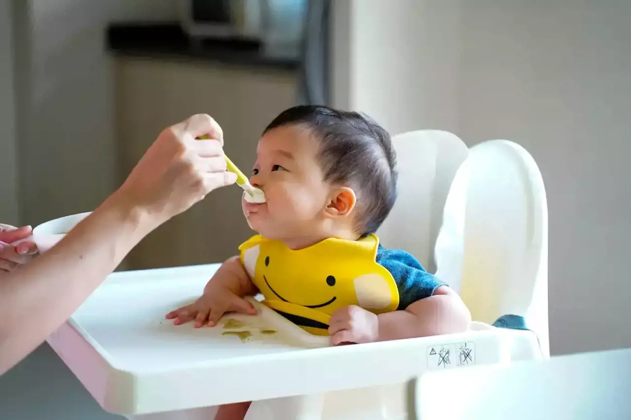 Blog Image for article Is Your Baby Ready For Solids? | Careforkids.com.au